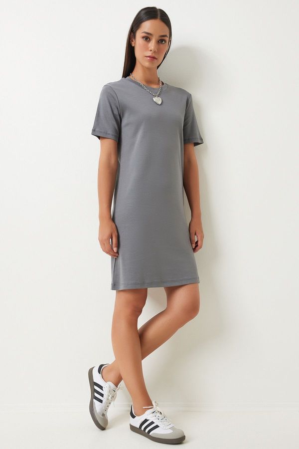 Happiness İstanbul Happiness İstanbul Women's Smoked Crew Neck Knitted Dress