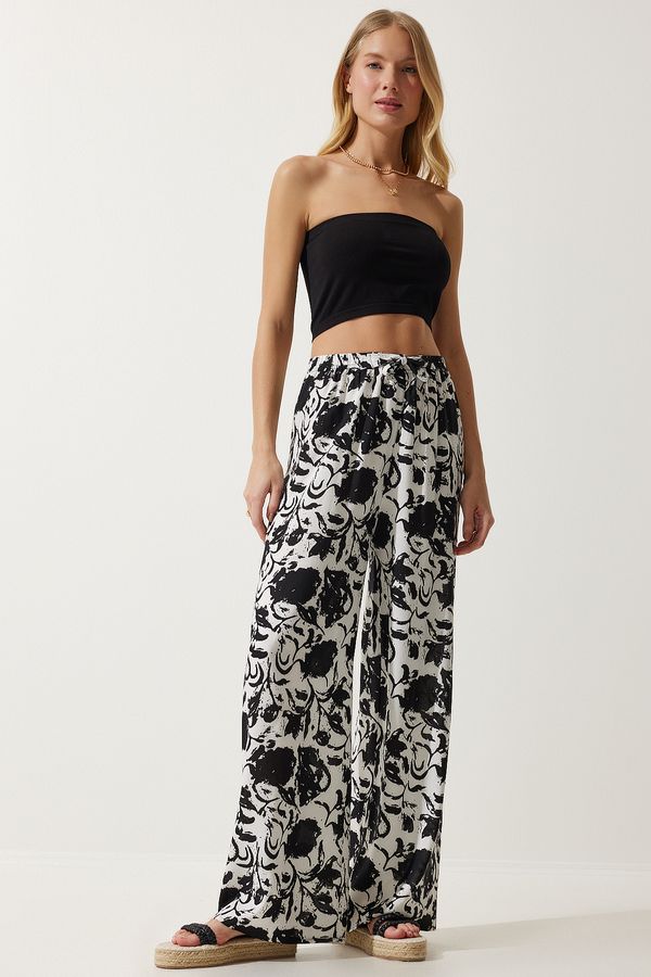 Happiness İstanbul Happiness İstanbul Women's Vivid White Patterned Loose Viscose Palazzo Trousers