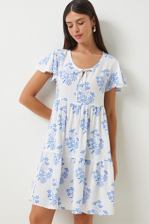 Happiness İstanbul Happiness İstanbul Women's White Blue Floral Summer Flared Viscose Dress