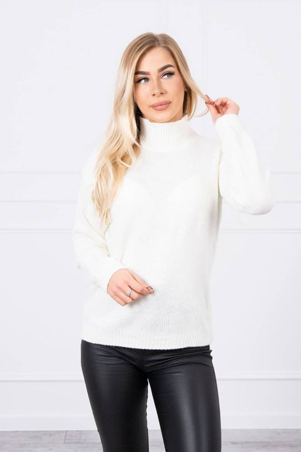 marka niezdefiniowana High-neckline ecru sweater