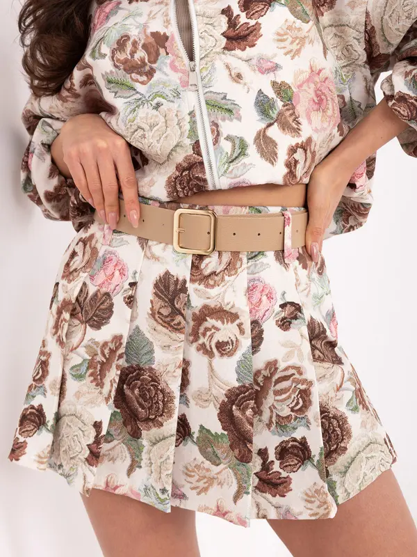 Italy Moda Кафяви плисирани шорти с флорален мотив