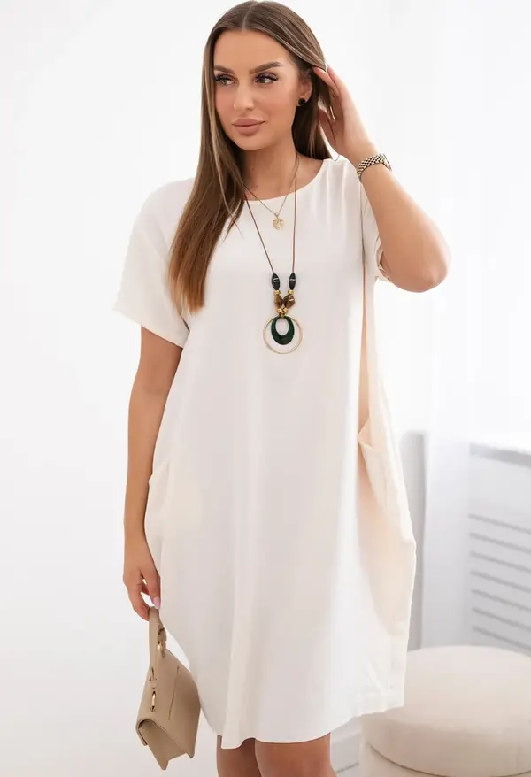Kesi Włoski Kesi Włoski Dress with pockets and pendant light beige