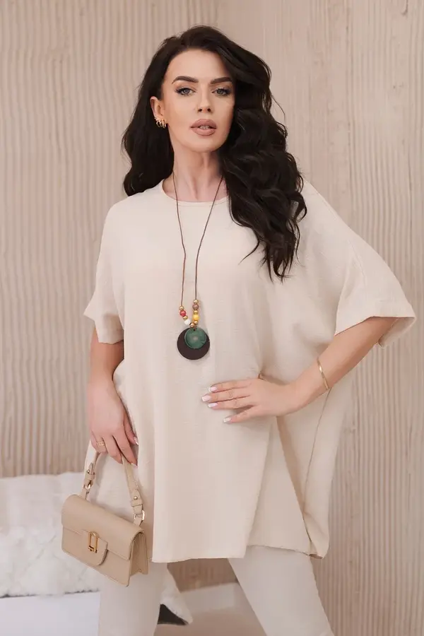 Kesi Włoski Kesi Włoski Oversized blouse with pendant dark beige