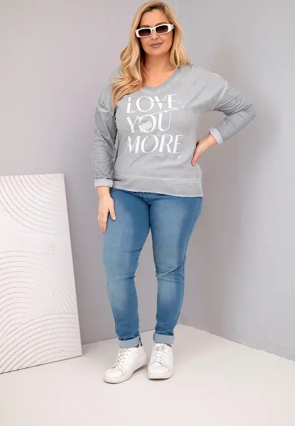 Kesi Włoski Kesi Włoski Plus Size women's blouse distressed with the inscription Love You More gray