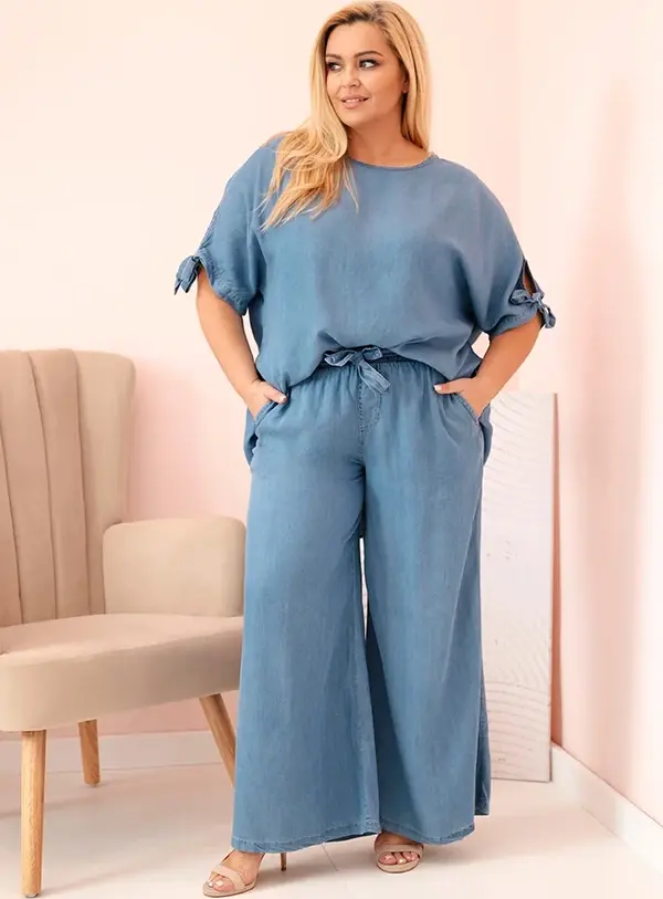 Kesi Włoski Kesi Włoski Plus Size women's set made of Tencel, tie-front blouse and wide-leg pants denim
