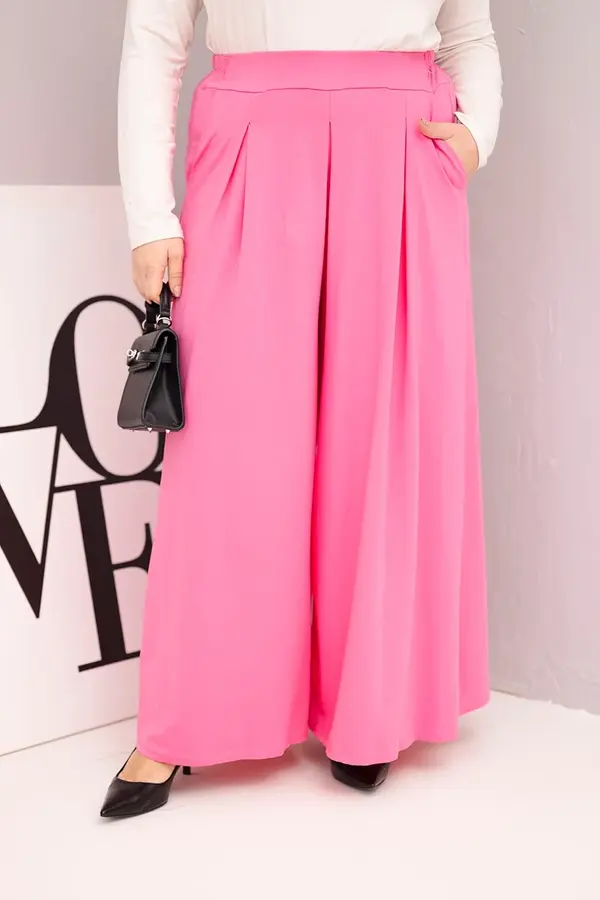 Kesi Włoski Kesi Włoski Women's Plus Size cotton pants with wide legs and loose fit light pink