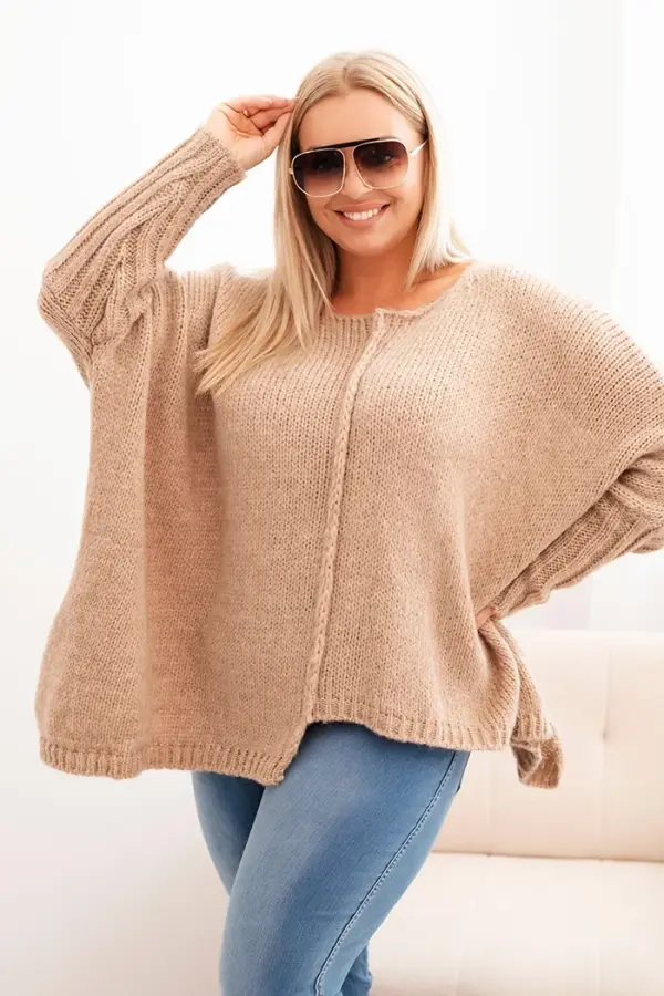 Kesi Włoski Kesi Włoski Women's Plus Size sweater with acrylic in a loose fit and 3/4 sleeves camel