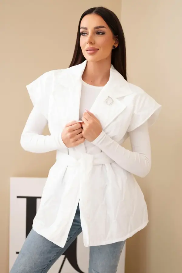Kesi Włoski Kesi Włoski Women's quilted vest with a belt and wide collar white