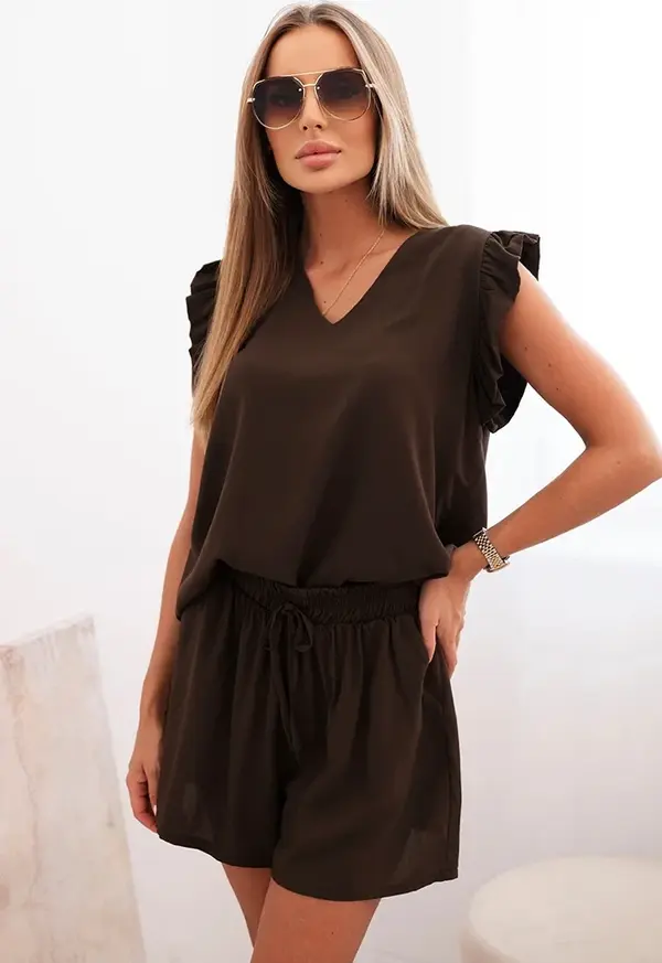 Kesi Włoski Kesi Włoski Women's set made of viscose, ruffled blouse and shorts brown