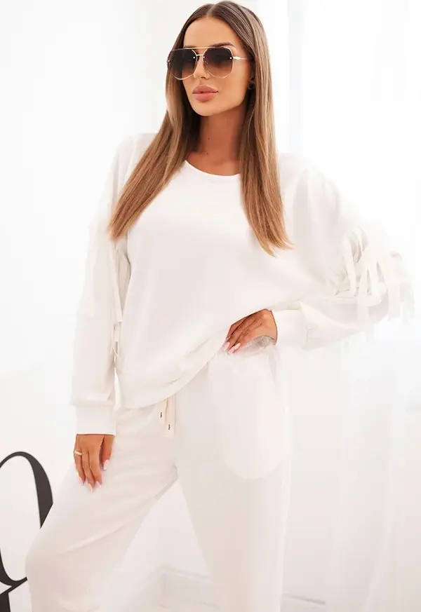 Kesi Włoski Kesi Włoski Women's set with fringes on the sleeves butter color ecru