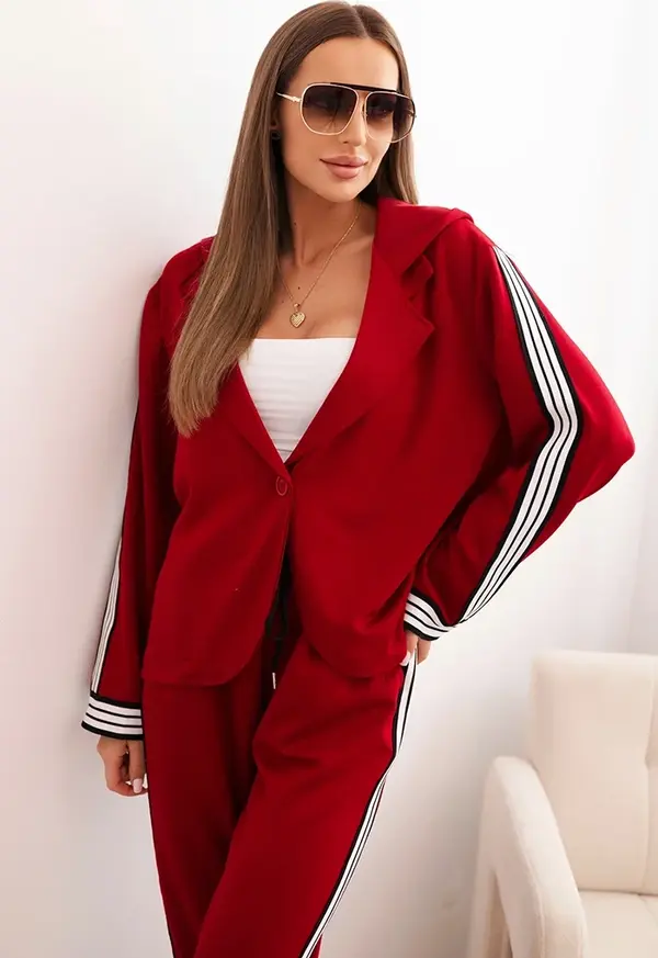 Kesi Włoski Kesi Włoski Women's set with viscose, featuring a stripe and a sports blazer red