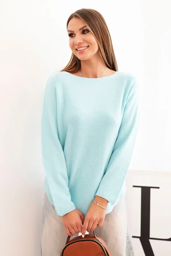 Kesi Włoski Kesi Włoski Women's sweater made of viscose with long sleeves and a round neckline mint