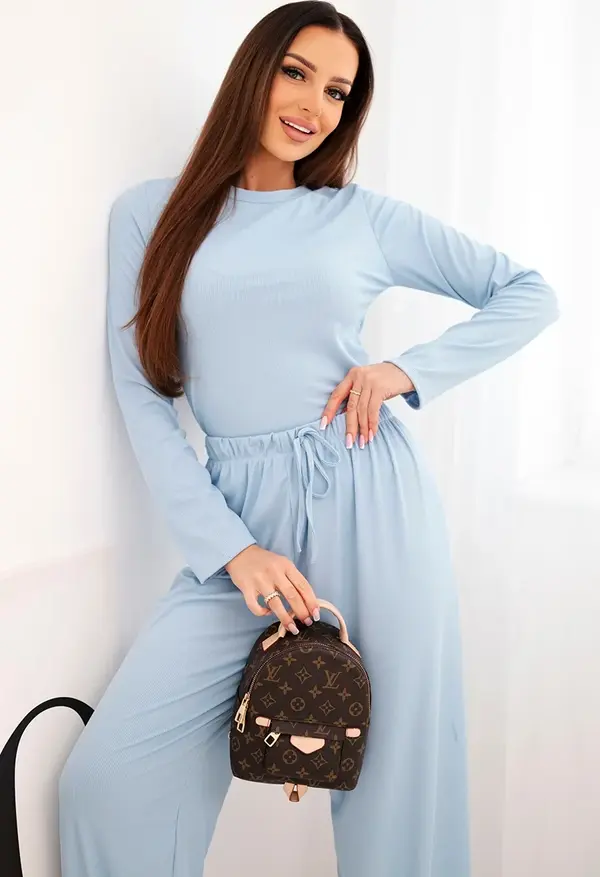 Kesi Włoski Kesi Włoski Women's viscose set with a blouse and wide pants blue