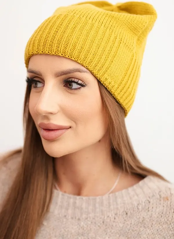 Kesi Kesi Women's winter hat made of wool with a classic ribbed knit K444 mustard
