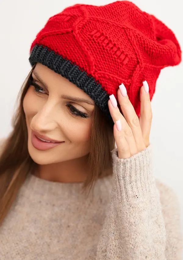 Kesi Kesi Women's winter hat made of wool with a woven pattern K443 red