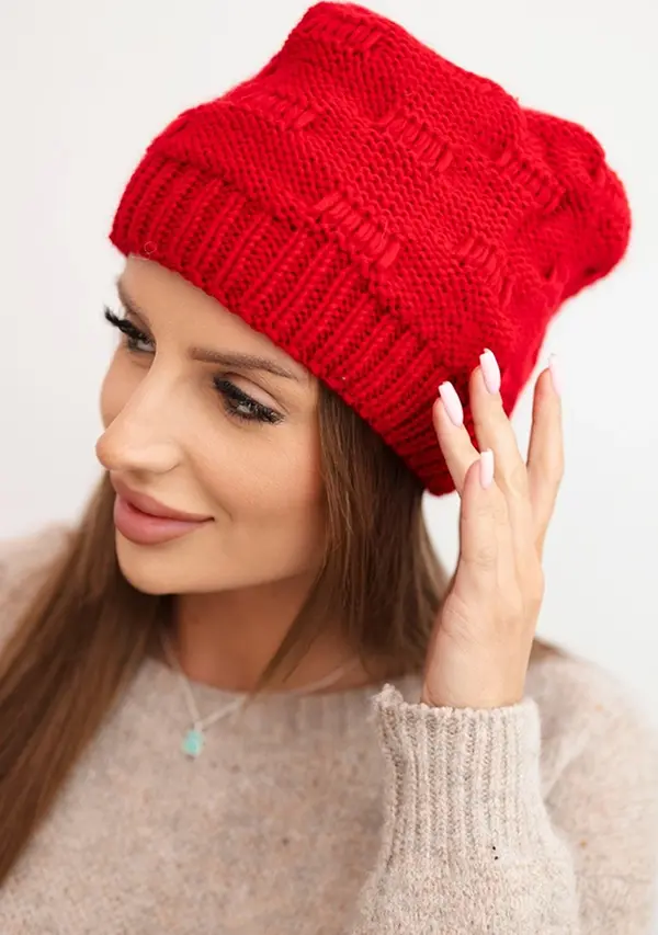 Kesi Kesi Women's winter hat made of wool with decorative weave K451 red