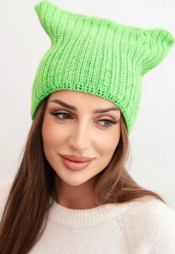 Kesi Kesi Women's winter hat with wool in a cat-style design made of ribbed knit K419 green