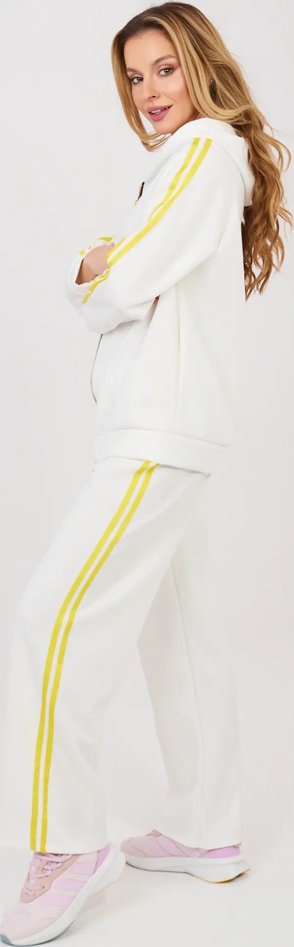 RUE PARIS Комплект от две части в екрю със суитшърт