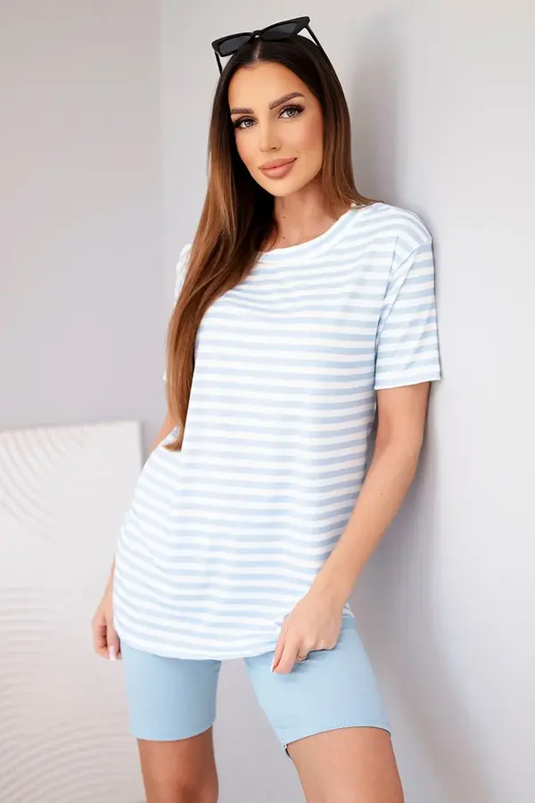 Kesi Włoski Комплект от раиран топ и шорти в син цвят