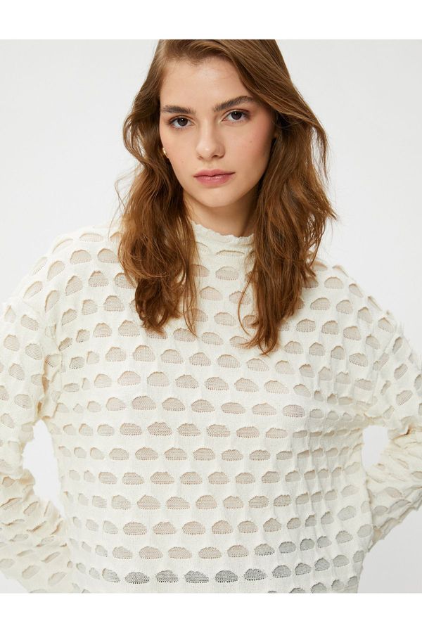 Koton Koton ажурна пуловер стенд-нагоре яка Relax Fit
