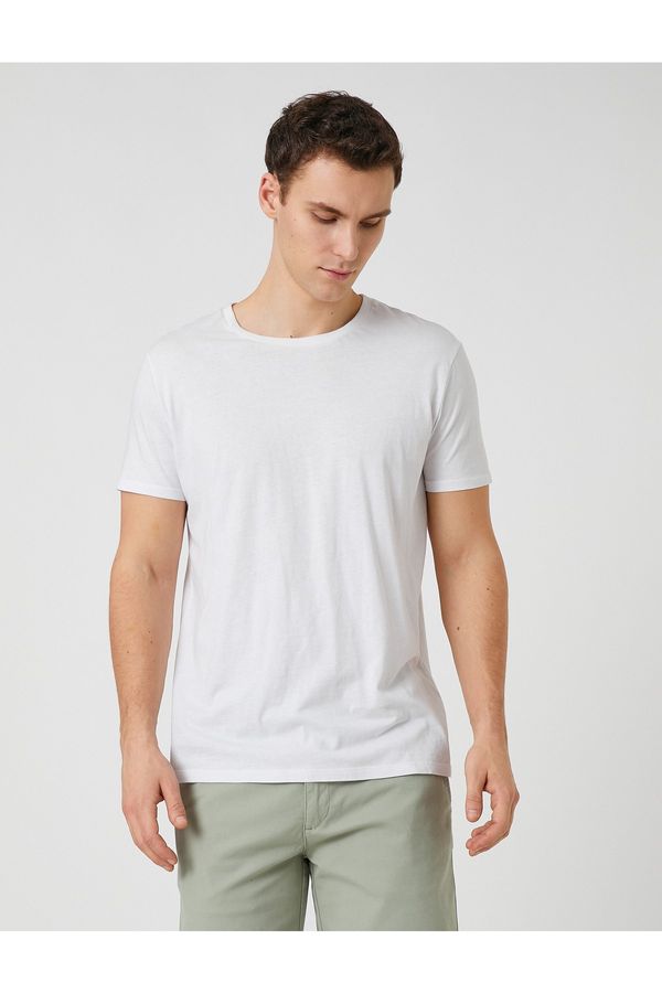 Koton Koton Basic Woven Shorts with Buttons, Pocket Detail.