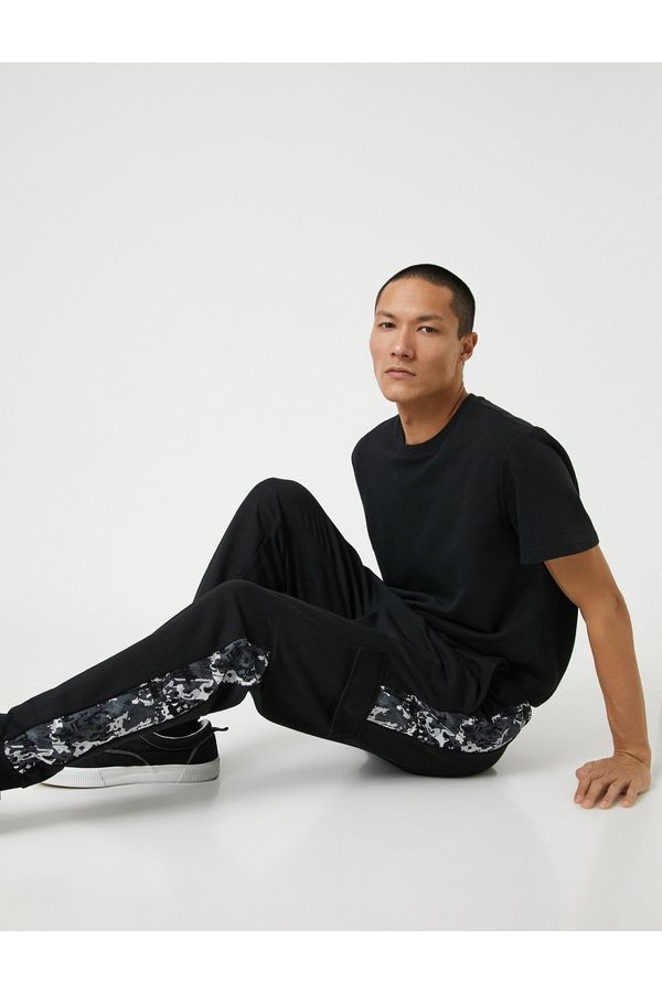 Koton Koton Cargo Pocket Sweatpants Camouflage Patterned Laced Waist