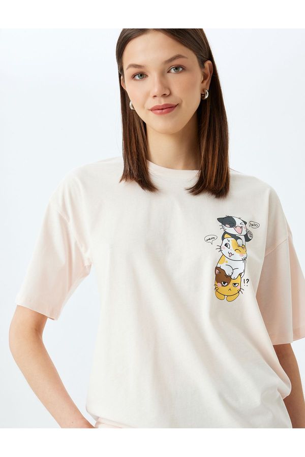 Koton Koton Cat Printed Crew Neck Short Sleeve Comfortable Fit T-Shirt