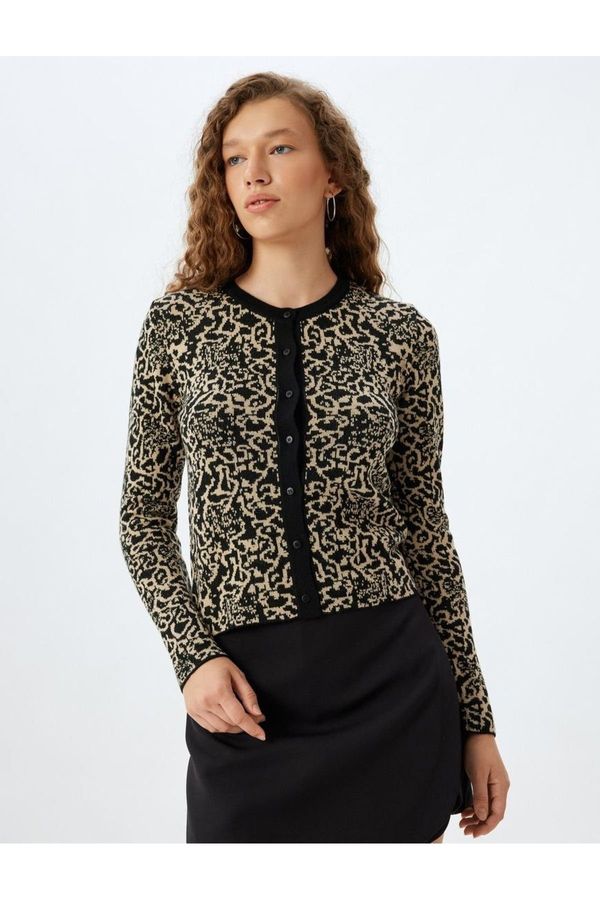 Koton Koton Crew Neck Buttoned Long Sleeve Knitted Cardigan