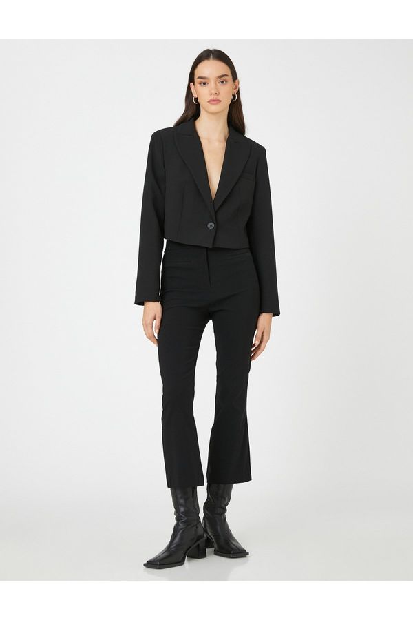 Koton Koton Crop разкроен панталон с джобен детайл.