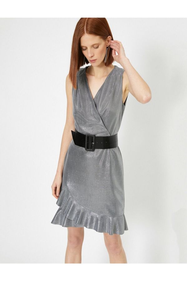 Koton Koton Дамска сребриста вечерна рокля, двуреден волан без ръкави мини.