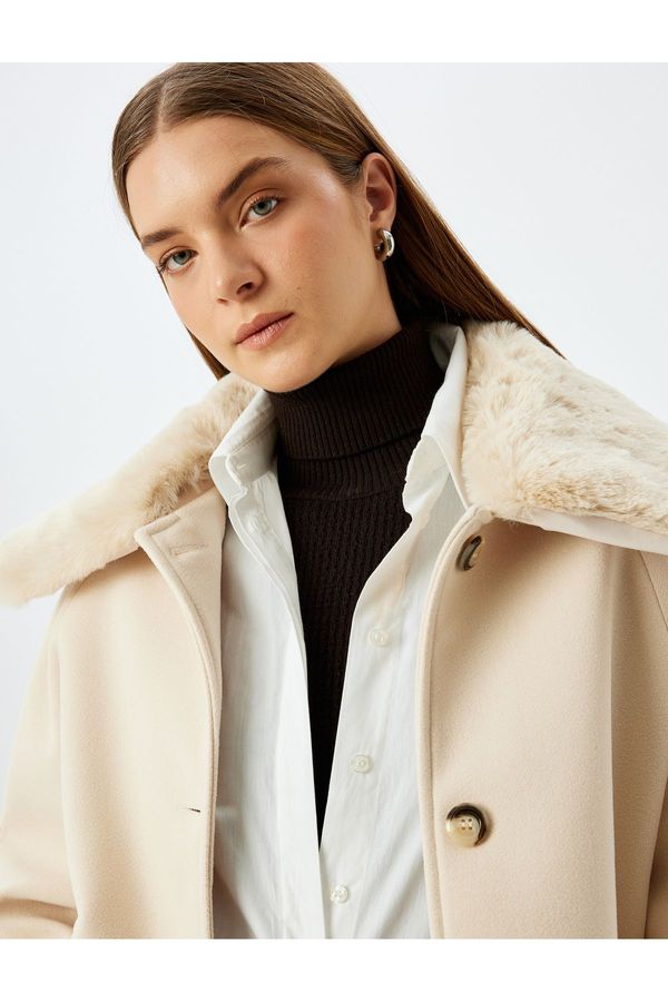 Koton Koton Hip Length Double Breasted Cashmere Coat with Detachable Faux Für Collar