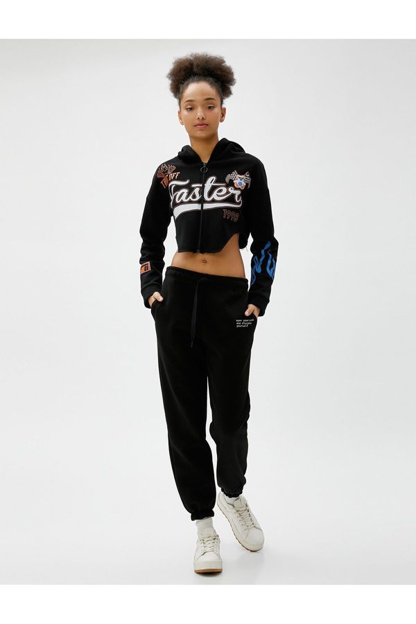 Koton Koton Jogger Sweatpants с дантела до талията, джоб детайлен, бродирани.