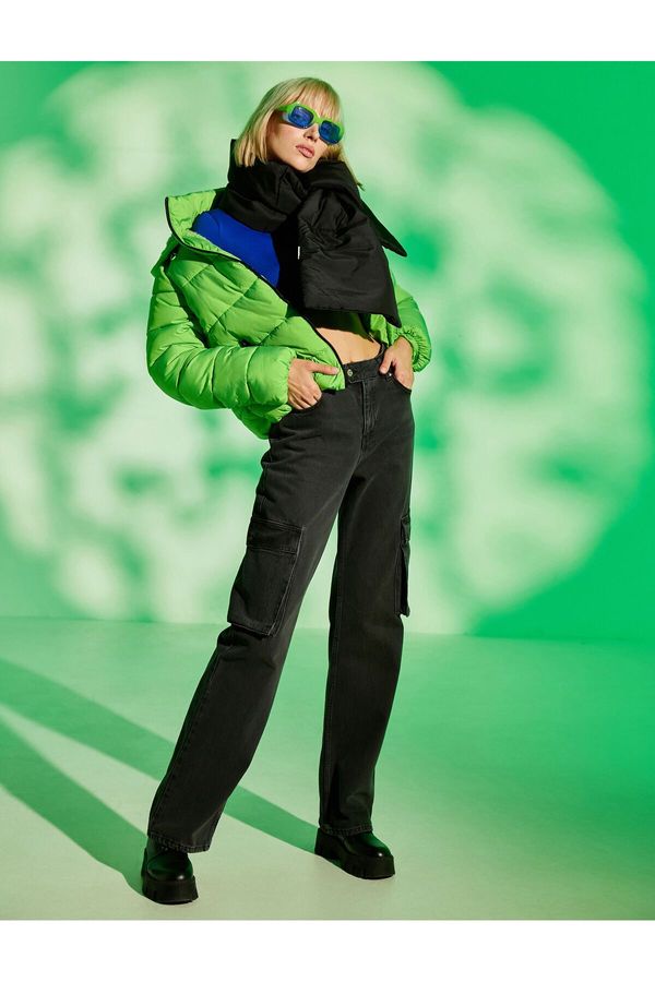 Koton Koton кратко подпухнало палто изправи яка