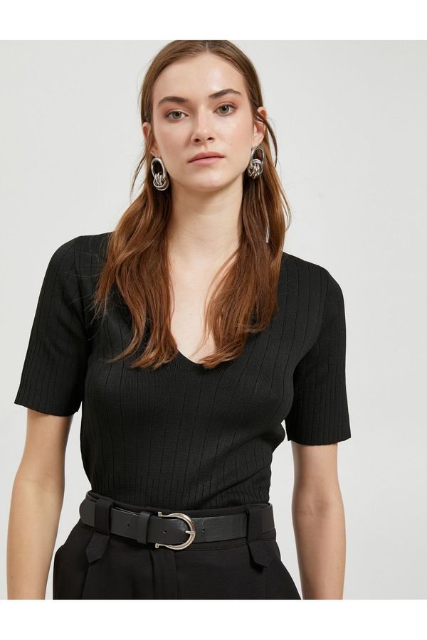 Koton Koton къс ръкав трикотаж пуловер v-образно деколте оребрени