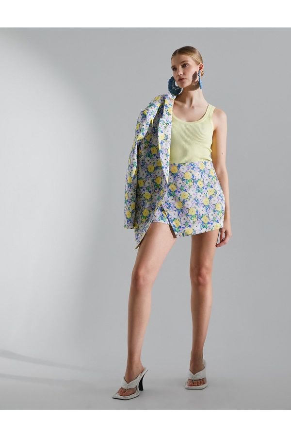 Koton Koton Melis Ağazat X Cotton - Floral Mini Short Skirt