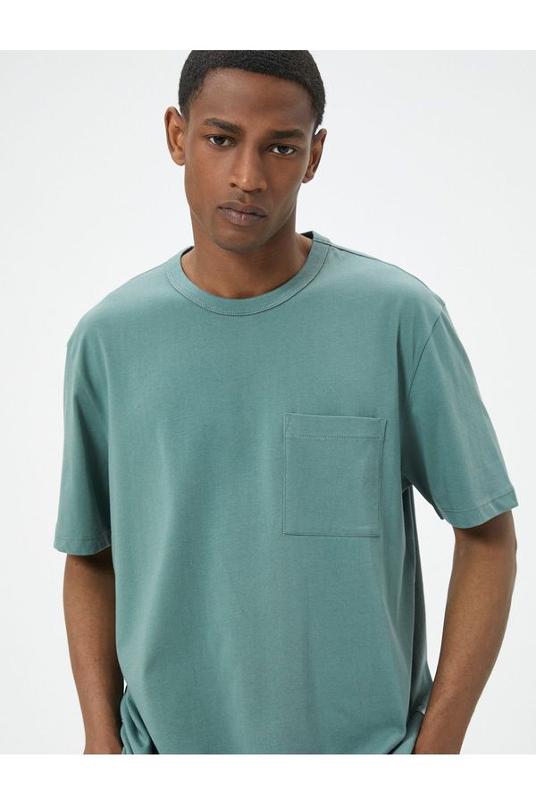 Koton Koton Pocket Detailed Short Sleeve Crew Neck Cotton T-Shirt