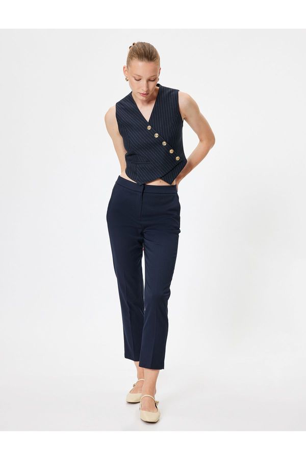 Koton Koton Regular Fit Pocketed Short Leg Cigarette Pants