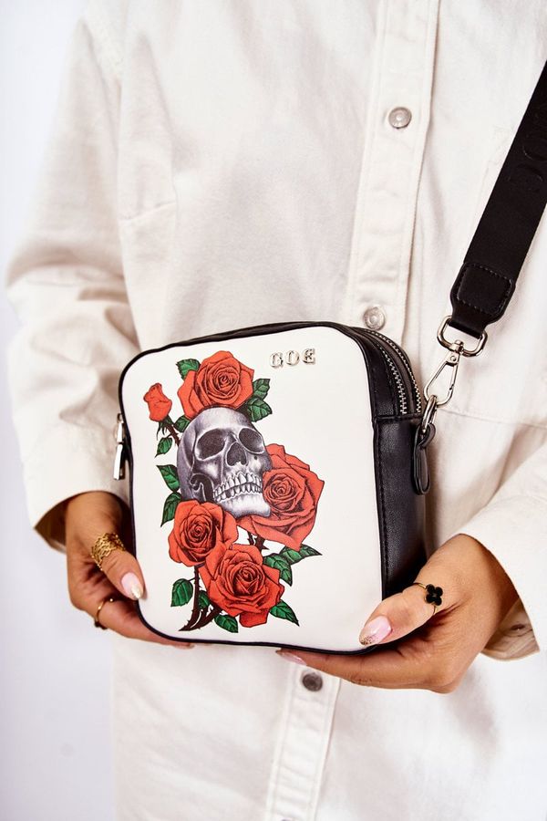 GOE Кожена куриерска чанта W Pattern GOE ZNJ012 черно и бяло