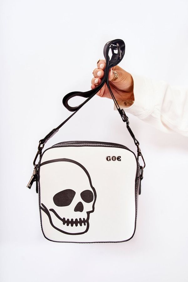 GOE Кожена куриерска чанта W Pattern GOE ZNJ013 черно и бяло