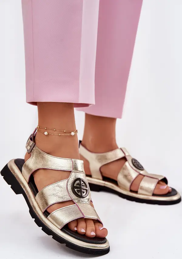 ARTIKER Кожени дамски сандали с лакирано покритие и декоративен детайл Artiker 56C0691 черни