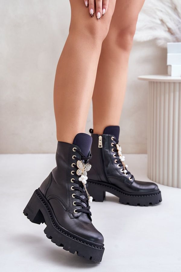 CheBello Кожени работни ботуши дамски с пеперуда черни CheBello 4590