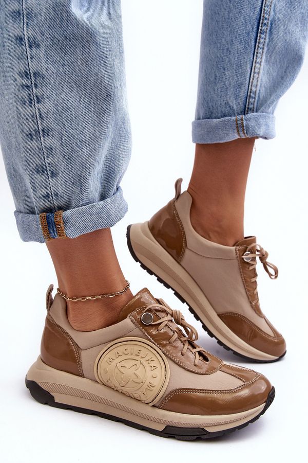 Maciejka Кожени спортни обувки на платформа Maciejka 06191-04 Бежови