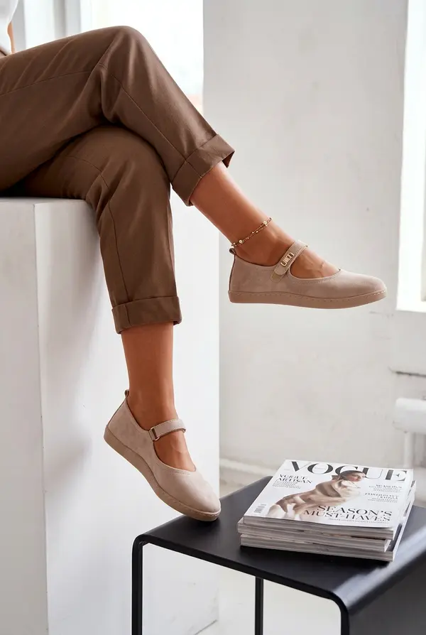 Zazoo Кожени велурени балеринки с каишка Zazoo