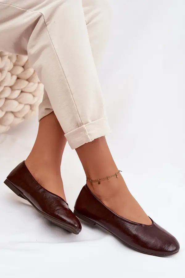 Boto Лачени балерини в шоколадов цвят