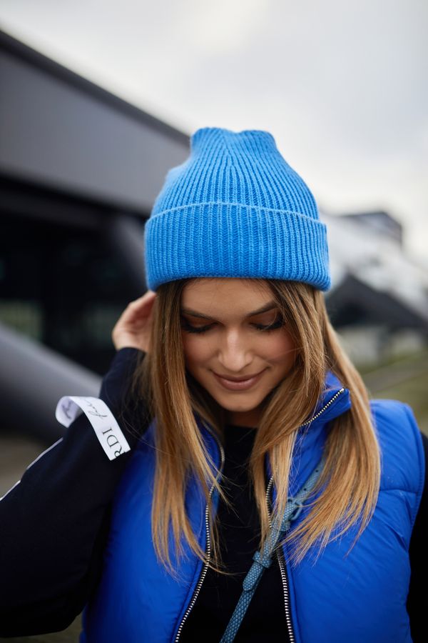 FASARDI Lady's blue cap with fastening