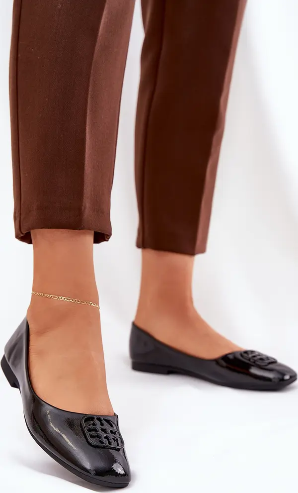 VINCEZA Лакирани Елегантни Дамски Балерини С Украсителен Детайл Черни Vinceza 17377