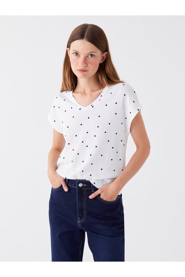 LC Waikiki LC Waikiki Polka Dot V-Neck Short Sleeve Women's T-Shirt