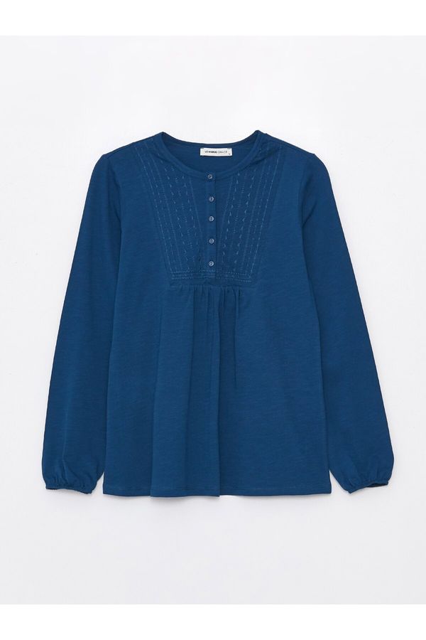 LC Waikiki LC Waikiki Women's Crew Neck Embroidery Long Sleeved Blouse