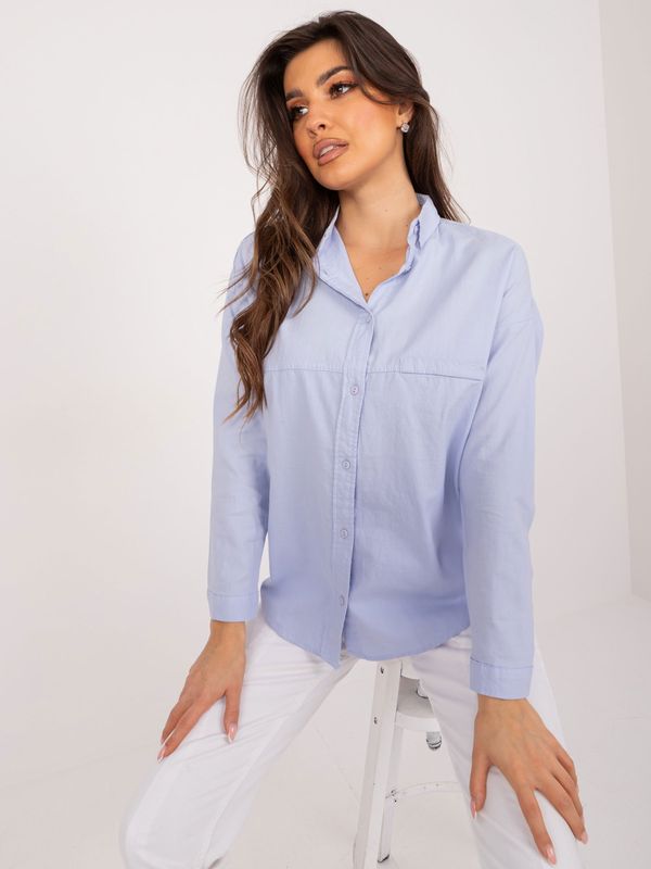 Fashionhunters Light blue button-down oversize shirt