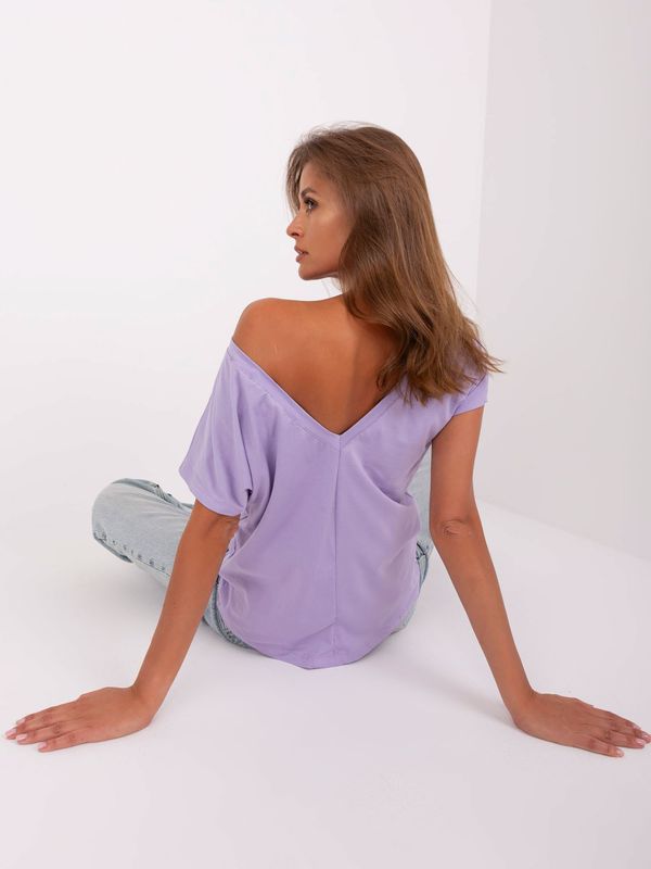 Fashionhunters Light purple cotton T-shirt Fire BASIC FEEL GOOD
